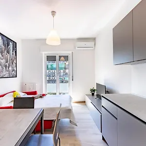 https://alessias-flat-milano-3.italymilanhotels.net